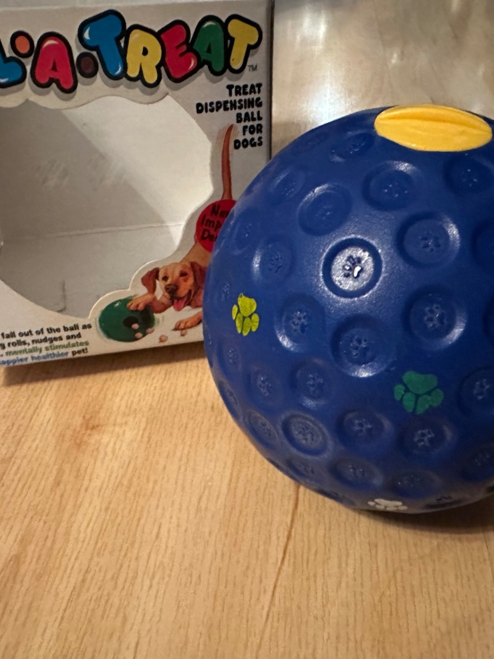 Roll a Treat Dog Treat Dispensing Ball. IN BOX